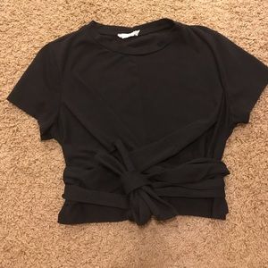 Lush black wrap around top Sz M